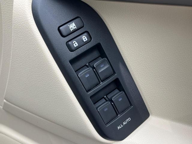 ランドクルーザープラド ＴＸ　Ｌパッケージ　４ＷＤ　純正９型ナビ　全周囲カメラ　衝突軽減装置　レーダークルーズ　禁煙車　本革シート　シートヒーター　パワーシート　ドラレコ　コーナーセンサー　レーンキープ　スマートキー　ＬＥＤヘッド（40枚目）