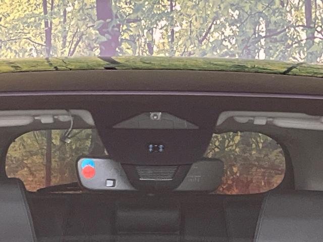 ＺＲ－Ｖ ｅ：ＨＥＶ　Ｚ　禁煙車　純正ナビ　全周囲カメラ　Ｂｌｕｅｔｏｏｔｈ　レーダークルーズコントロール　レーンキープアシスト　ＬＥＤヘッドライト　クリアランスソナー　オートマチックハイビーム　　パワーバック（3枚目）