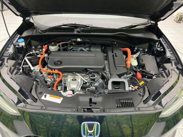 ＺＲ－Ｖ ｅ：ＨＥＶ　Ｚ　禁煙車　純正ナビ　全周囲カメラ　Ｂｌｕｅｔｏｏｔｈ　レーダークルーズコントロール　レーンキープアシスト　ＬＥＤヘッドライト　クリアランスソナー　オートマチックハイビーム　　パワーバック（17枚目）