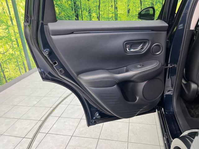 ＺＲ－Ｖ ｅ：ＨＥＶ　Ｚ　禁煙車　純正ナビ　全周囲カメラ　Ｂｌｕｅｔｏｏｔｈ　レーダークルーズコントロール　レーンキープアシスト　ＬＥＤヘッドライト　クリアランスソナー　オートマチックハイビーム　　パワーバック（38枚目）