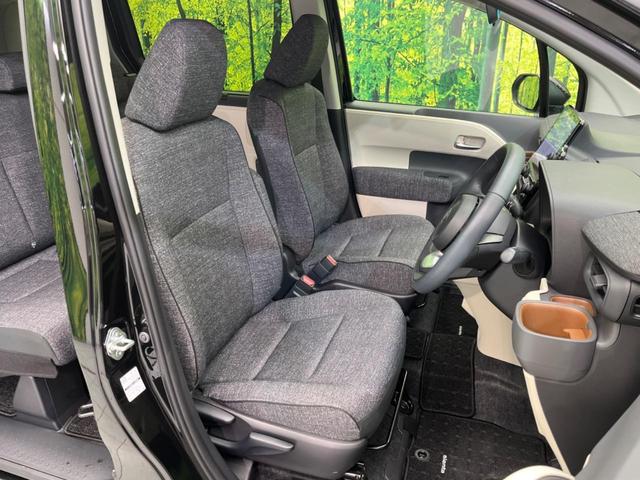 シエンタ ハイブリッドＺ　両側電動スライドドア　純正ディスプレイオーディオ　全周囲カメラ　衝突軽減装置　禁煙車　ドラレコ　コーナーセンサー　レーンキープ　スマートキー　ＬＥＤヘッドライト　ＥＴＣ　オートマチックハイビーム（8枚目）