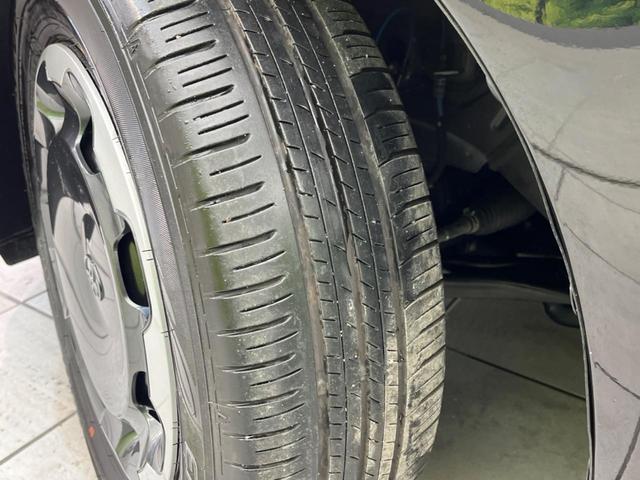 シエンタ ハイブリッドＺ　両側電動スライドドア　純正ディスプレイオーディオ　全周囲カメラ　衝突軽減装置　禁煙車　ドラレコ　コーナーセンサー　レーンキープ　スマートキー　ＬＥＤヘッドライト　ＥＴＣ　オートマチックハイビーム（31枚目）