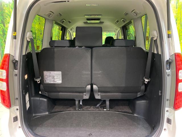 ���i�̂���������ʋ΁A���}���ɏ\���ȉ׎��X�y�[�X���m�ۂ��Ă���܂��B�T�[�h�V�[�g��|���ƁA�傫�ȉו��̐ύڂ��\�ł���