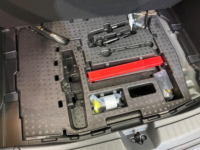 ノート X SDナビ バックカメラ 衝突軽減装置 プロパイロット 禁煙車 レーンキープ スマートキー LEDヘッド ETC オートライト オートエアコン Bluetooth再生 電動格納ミラー(24枚目)