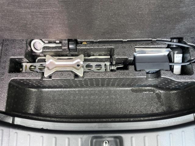 Ｎ－ＢＯＸカスタム Ｇ　ＳＳパッケージ　両側電動スライド　衝突軽減装置　禁煙車　純正ナビ　バックカメラ　ドライブレコーダー　Ｂｌｕｅｔｏｏｔｈ　フルセグ　スマートキー　ＨＩＤヘッドライト　オートライト　オートエアコン　電動格納ミラー（35枚目）