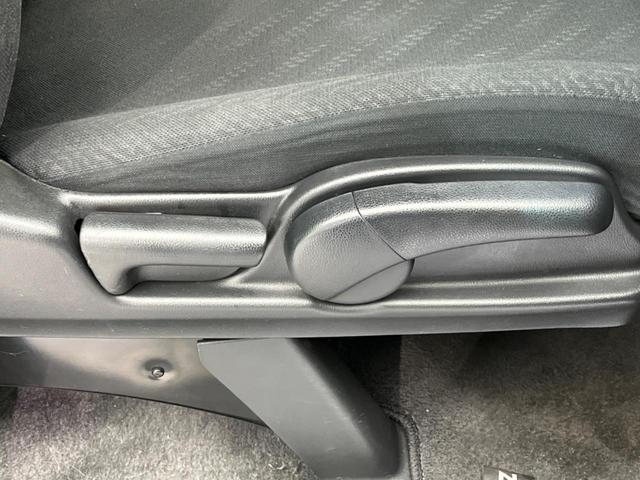 Ｎ－ＢＯＸカスタム Ｇ　ＳＳパッケージ　両側電動スライド　衝突軽減装置　禁煙車　純正ナビ　バックカメラ　ドライブレコーダー　Ｂｌｕｅｔｏｏｔｈ　フルセグ　スマートキー　ＨＩＤヘッドライト　オートライト　オートエアコン　電動格納ミラー（40枚目）