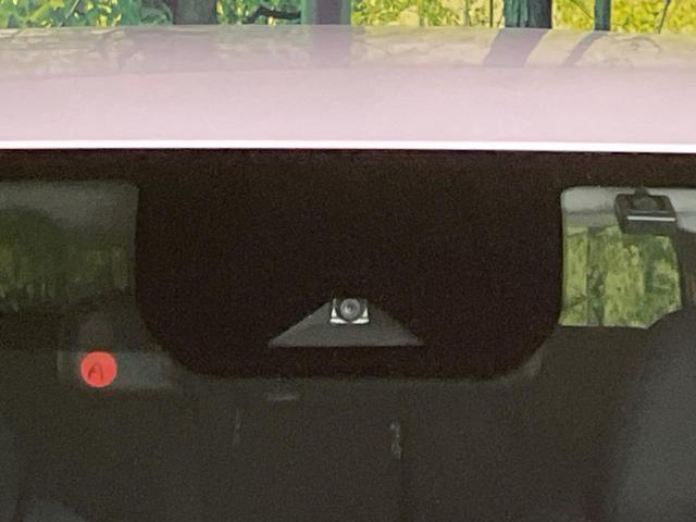 ノート Ｘ　衝突軽減装置　禁煙車　ＳＤナビ　バックカメラ　ＥＴＣ　Ｂｌｕｅｔｏｏｔｈ　スマートキー　ＬＥＤヘッド　ステアリングスイッチ　レーンアシスト　クリアランスソナー　オートライト　オートエアコン　盗難防止（3枚目）