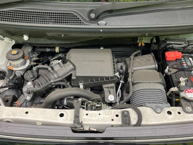Ｎ－ＢＯＸカスタム Ｌターボ　スタイル＋ブラック　両側電動スライドドア　ホンダセンシング　禁煙車　９インチナビ　アダプティブクルーズコントロール　バックカメラ　ＥＴＣ　Ｂｌｕｅｔｏｏｔｈ　フルセグ　ドライブレコーダー　スマートキー　シートヒーター（18枚目）