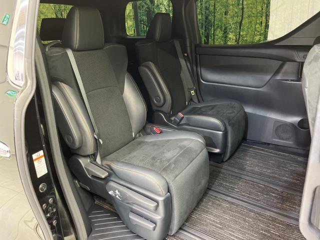 アルファード ２．５Ｓ　タイプゴールド　両側電動スライドドア　後席モニター　衝突軽減装置　禁煙車　メーカーＳＤナビ　バックカメラ　ＥＴＣ　Ｂｌｕｅｔｏｏｔｈ再生　フルセグ　ドラレコ　ＬＥＤヘッドライト　ハーフレザーシート（9枚目）