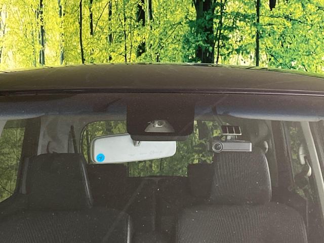 ムーヴ カスタム　Ｘ　ハイパーＳＡＩＩ　衝突軽減装置　純正ナビ　バックカメラ　ドラレコ　ＥＴＣ　Ｂｌｕｅｔｏｏｔｈ　フルセグ　禁煙車　ハーフレザーシート　ＬＥＤヘッド　ＬＥＤフォグ　ステアリングスイッチ　スマートキー　純正１４インチＡＷ（3枚目）