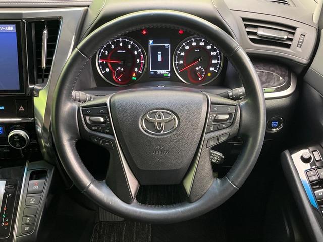 ヴェルファイア ２．５Ｚ　Ａエディション　１２．１インチ後席モニター　両側電動スライドドア　衝突軽減装置　禁煙車　純正ナビ　レーダークルーズコントロール　バックカメラ　ＥＴＣ　Ｂｌｕｅｔｏｏｔｈ　フルセグ　ＬＥＤヘッドライト　レーンアシスト（12枚目）