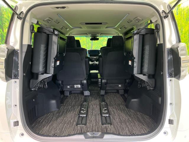 ヴェルファイア ２．５Ｚ　Ａエディション　１２．１インチ後席モニター　両側電動スライドドア　衝突軽減装置　禁煙車　純正ナビ　レーダークルーズコントロール　バックカメラ　ＥＴＣ　Ｂｌｕｅｔｏｏｔｈ　フルセグ　ＬＥＤヘッドライト　レーンアシスト（30枚目）