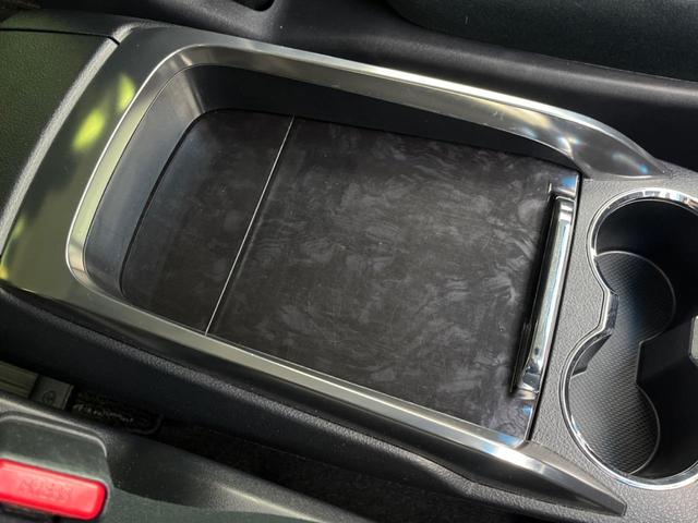 ヴェルファイア ２．５Ｚ　Ａエディション　１２．１インチ後席モニター　両側電動スライドドア　衝突軽減装置　禁煙車　純正ナビ　レーダークルーズコントロール　バックカメラ　ＥＴＣ　Ｂｌｕｅｔｏｏｔｈ　フルセグ　ＬＥＤヘッドライト　レーンアシスト（66枚目）