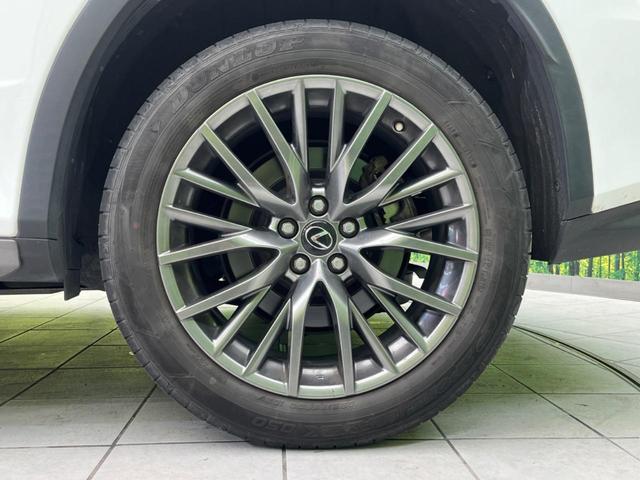 ＲＸ ＲＸ２００ｔ　Ｆスポーツ　サンルーフ　ターボ　１２．３インチナビ　衝突軽減装置　禁煙車　レーダークルーズコントロール　全周囲カメラ　ＥＴＣ２．０　Ｂｌｕｅｔｏｏｔｈ　フルセグ　シートヒーター　シートエアコン　パワーバックドア（25枚目）