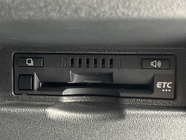 ハイエースバン スーパーＧＬ　ダークプライムＩＩ　後席モニター　ＢＩＧ－Ｘ１１インチナビ　両側電動スライドドア　衝突軽減装置　禁煙車　全周囲カメラ　ＥＴＣ　Ｂｌｕｅｔｏｏｔｈ　フルセグ　ドライブレコーダー　ＬＥＤヘッドライト　レーンアシスト（7枚目）