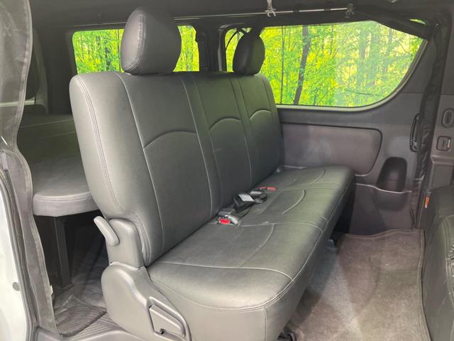 ハイエースバン スーパーＧＬ　ダークプライムＩＩ　後席モニター　ＢＩＧ－Ｘ１１インチナビ　両側電動スライドドア　衝突軽減装置　禁煙車　全周囲カメラ　ＥＴＣ　Ｂｌｕｅｔｏｏｔｈ　フルセグ　ドライブレコーダー　ＬＥＤヘッドライト　レーンアシスト（9枚目）