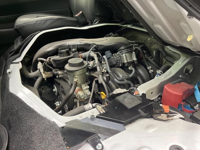 ハイエースバン スーパーＧＬ　ダークプライムＩＩ　後席モニター　ＢＩＧ－Ｘ１１インチナビ　両側電動スライドドア　衝突軽減装置　禁煙車　全周囲カメラ　ＥＴＣ　Ｂｌｕｅｔｏｏｔｈ　フルセグ　ドライブレコーダー　ＬＥＤヘッドライト　レーンアシスト（18枚目）