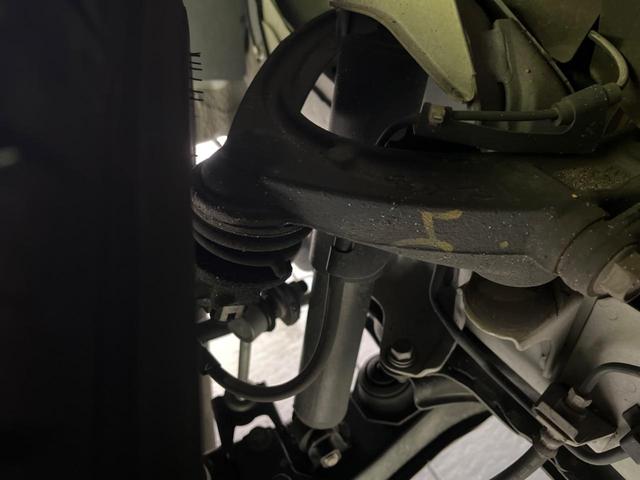 ハイエースバン スーパーＧＬ　ダークプライムＩＩ　後席モニター　ＢＩＧ－Ｘ１１インチナビ　両側電動スライドドア　衝突軽減装置　禁煙車　全周囲カメラ　ＥＴＣ　Ｂｌｕｅｔｏｏｔｈ　フルセグ　ドライブレコーダー　ＬＥＤヘッドライト　レーンアシスト（20枚目）