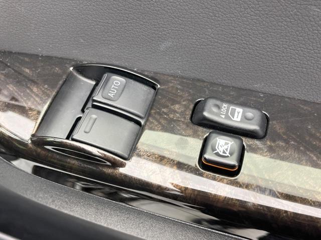 ハイエースバン スーパーＧＬ　ダークプライムＩＩ　後席モニター　ＢＩＧ－Ｘ１１インチナビ　両側電動スライドドア　衝突軽減装置　禁煙車　全周囲カメラ　ＥＴＣ　Ｂｌｕｅｔｏｏｔｈ　フルセグ　ドライブレコーダー　ＬＥＤヘッドライト　レーンアシスト（41枚目）