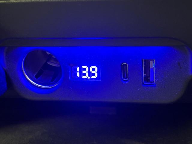 ハイエースバン スーパーＧＬ　ダークプライムＩＩ　後席モニター　ＢＩＧ－Ｘ１１インチナビ　両側電動スライドドア　衝突軽減装置　禁煙車　全周囲カメラ　ＥＴＣ　Ｂｌｕｅｔｏｏｔｈ　フルセグ　ドライブレコーダー　ＬＥＤヘッドライト　レーンアシスト（57枚目）