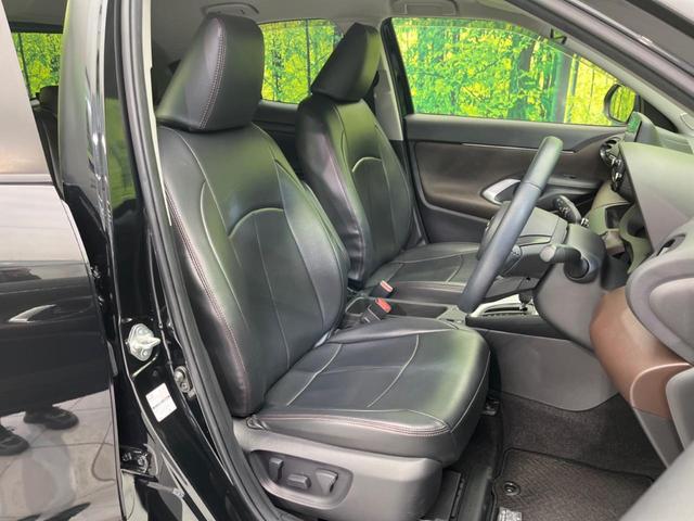 ヤリスクロス ハイブリッドＺ　衝突軽減装置　禁煙車　純正８インチディスプレイオーディオ　全周囲カメラ　レーダークルーズコントロール　ＥＴＣ２．０　Ｂｌｕｅｔｏｏｔｈ　ドライブレコーダー　シートヒーター　ＬＥＤヘッドライト（8枚目）