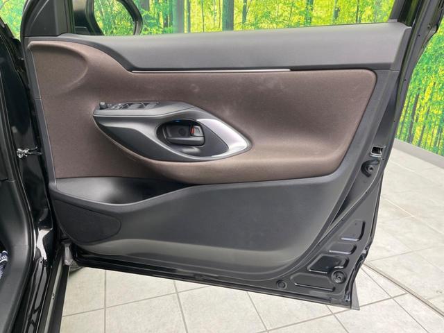 ヤリスクロス ハイブリッドＺ　衝突軽減装置　禁煙車　純正８インチディスプレイオーディオ　全周囲カメラ　レーダークルーズコントロール　ＥＴＣ２．０　Ｂｌｕｅｔｏｏｔｈ　ドライブレコーダー　シートヒーター　ＬＥＤヘッドライト（45枚目）