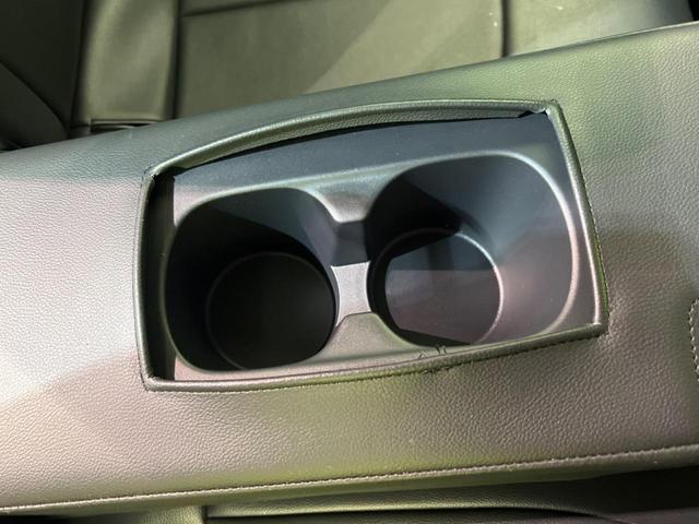 ヤリスクロス ハイブリッドＺ　衝突軽減装置　禁煙車　純正８インチディスプレイオーディオ　全周囲カメラ　レーダークルーズコントロール　ＥＴＣ２．０　Ｂｌｕｅｔｏｏｔｈ　ドライブレコーダー　シートヒーター　ＬＥＤヘッドライト（50枚目）