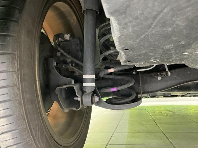 ヤリスクロス ハイブリッドＺ　衝突軽減装置　禁煙車　純正８インチディスプレイオーディオ　全周囲カメラ　レーダークルーズコントロール　ＥＴＣ２．０　Ｂｌｕｅｔｏｏｔｈ　ドライブレコーダー　シートヒーター　ＬＥＤヘッドライト（51枚目）