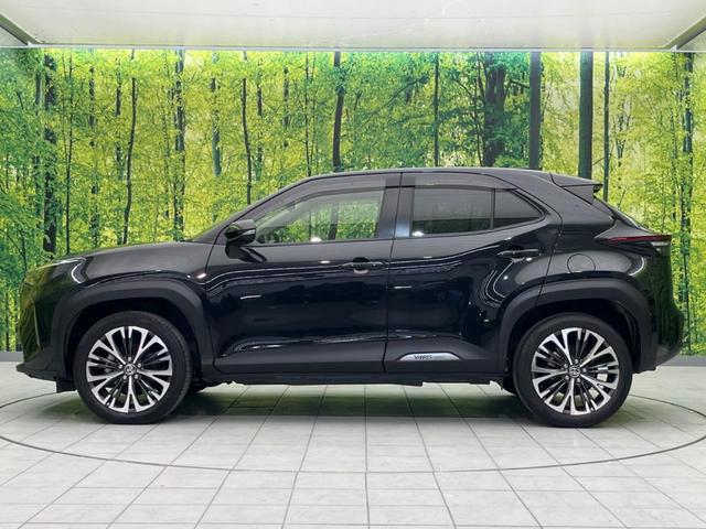 ヤリスクロス ハイブリッドＺ　衝突軽減装置　禁煙車　純正８インチディスプレイオーディオ　全周囲カメラ　レーダークルーズコントロール　ＥＴＣ２．０　Ｂｌｕｅｔｏｏｔｈ　ドライブレコーダー　シートヒーター　ＬＥＤヘッドライト（60枚目）