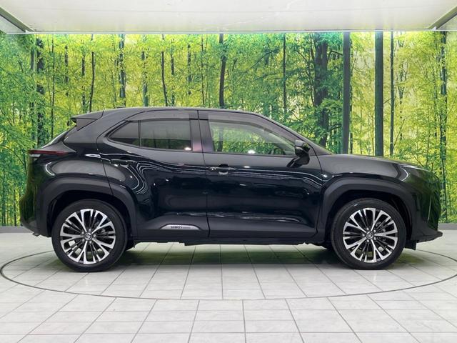 ヤリスクロス ハイブリッドＺ　衝突軽減装置　禁煙車　純正８インチディスプレイオーディオ　全周囲カメラ　レーダークルーズコントロール　ＥＴＣ２．０　Ｂｌｕｅｔｏｏｔｈ　ドライブレコーダー　シートヒーター　ＬＥＤヘッドライト（62枚目）