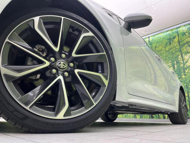 �y�����P�W�C���`�A���~�z�C�[���z�O�ςɃ}�b�`���������A���~�z�C�[���𑕒����Ă���܂��B�e��ЊO�A���~�z�C�[����A�X�^�b�h���X�^�C�����戵�����Ă���܂��B���񂲑��k����������