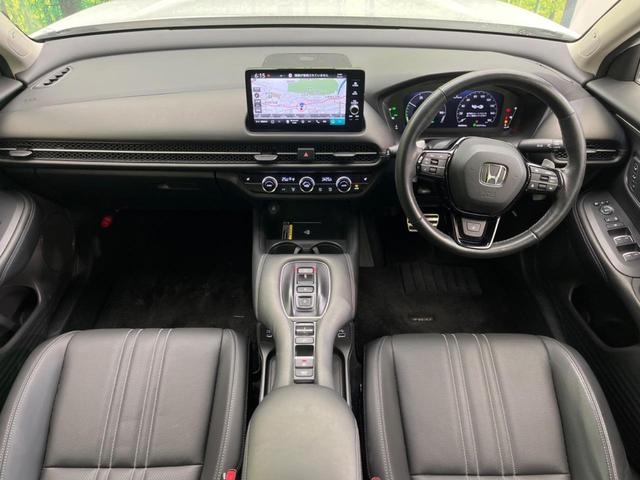 ＺＲ－Ｖ ｅ：ＨＥＶ　Ｚ　ホンダセンシング　禁煙車　純正８インチナビ　全周囲カメラ　アダプティブクルーズコントロール　黒革シート　ＥＴＣ２．０　Ｂｌｕｅｔｏｏｔｈ　フルセグ　ドラレコ　シートヒーター　パワーバックドア（2枚目）