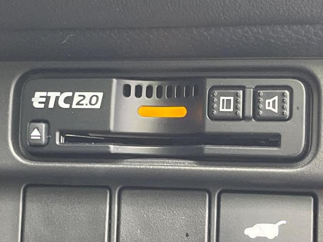 ＺＲ－Ｖ ｅ：ＨＥＶ　Ｚ　ホンダセンシング　禁煙車　純正８インチナビ　全周囲カメラ　アダプティブクルーズコントロール　黒革シート　ＥＴＣ２．０　Ｂｌｕｅｔｏｏｔｈ　フルセグ　ドラレコ　シートヒーター　パワーバックドア（6枚目）