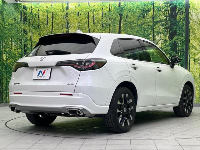 ＺＲ－Ｖ ｅ：ＨＥＶ　Ｚ　ホンダセンシング　禁煙車　純正８インチナビ　全周囲カメラ　アダプティブクルーズコントロール　黒革シート　ＥＴＣ２．０　Ｂｌｕｅｔｏｏｔｈ　フルセグ　ドラレコ　シートヒーター　パワーバックドア（17枚目）