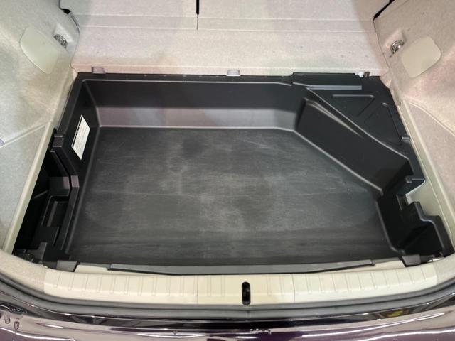 プリウス Ｓ　禁煙車　純正ナビ　バックカメラ　ＥＴＣ　Ｂｌｕｅｔｏｏｔｈ　スマートキー　ＨＩＤヘッドライト　オートライト　オートエアコン　純正１５インチアルミホイール　フォグライト　ＣＤ／ＤＶＤ再生　地デジ（25枚目）