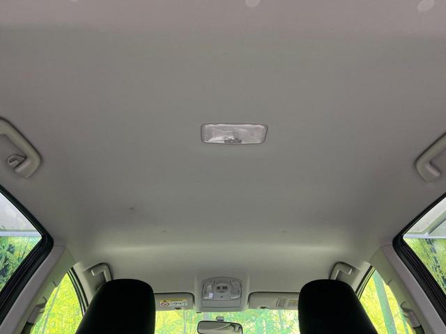 プリウス Ｓ　禁煙車　純正ナビ　バックカメラ　ＥＴＣ　Ｂｌｕｅｔｏｏｔｈ　スマートキー　ＨＩＤヘッドライト　オートライト　オートエアコン　純正１５インチアルミホイール　フォグライト　ＣＤ／ＤＶＤ再生　地デジ（26枚目）