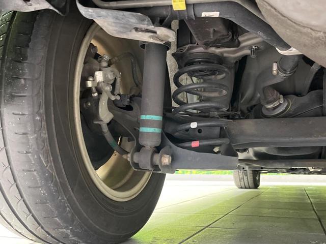 プリウス Ｓ　禁煙車　純正ナビ　バックカメラ　ＥＴＣ　Ｂｌｕｅｔｏｏｔｈ　スマートキー　ＨＩＤヘッドライト　オートライト　オートエアコン　純正１５インチアルミホイール　フォグライト　ＣＤ／ＤＶＤ再生　地デジ（27枚目）