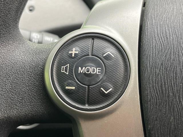 プリウス Ｓ　禁煙車　純正ナビ　バックカメラ　ＥＴＣ　Ｂｌｕｅｔｏｏｔｈ　スマートキー　ＨＩＤヘッドライト　オートライト　オートエアコン　純正１５インチアルミホイール　フォグライト　ＣＤ／ＤＶＤ再生　地デジ（45枚目）
