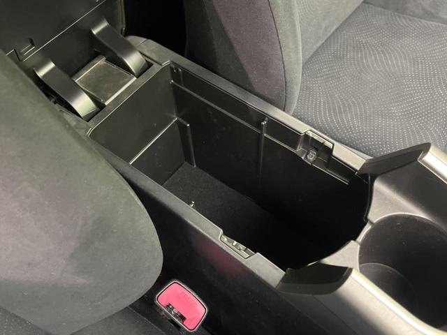 プリウス Ｓ　禁煙車　純正ナビ　バックカメラ　ＥＴＣ　Ｂｌｕｅｔｏｏｔｈ　スマートキー　ＨＩＤヘッドライト　オートライト　オートエアコン　純正１５インチアルミホイール　フォグライト　ＣＤ／ＤＶＤ再生　地デジ（59枚目）