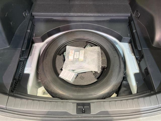 ＲＡＶ４ Ｇ　Ｚパッケージ　純正９インチＳＤナビ　バックカメラ　衝突警報装置　レーダークルーズコントロール　禁煙車　パワーバックドア　合皮シート　シートヒーター　ドライブレコーダー　コーナーセンサー　レーンキープ（25枚目）