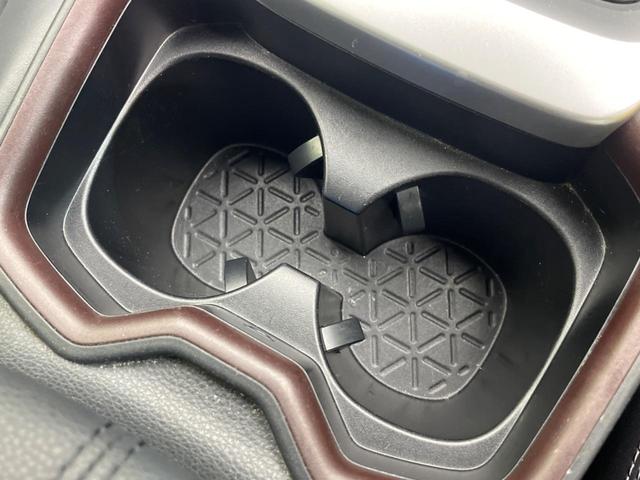 ＲＡＶ４ Ｇ　Ｚパッケージ　純正９インチＳＤナビ　バックカメラ　衝突警報装置　レーダークルーズコントロール　禁煙車　パワーバックドア　合皮シート　シートヒーター　ドライブレコーダー　コーナーセンサー　レーンキープ（63枚目）