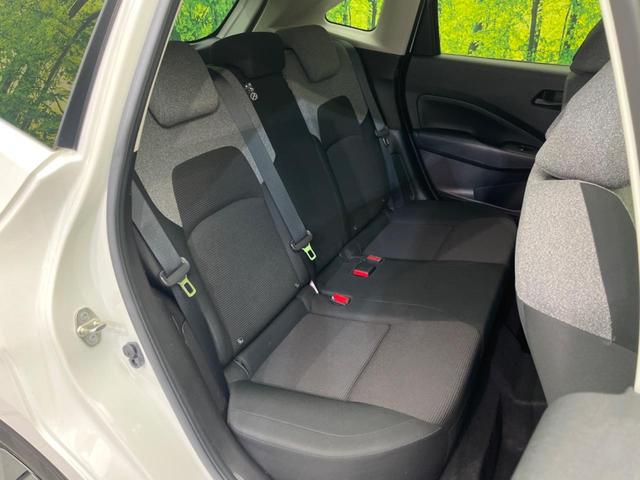 ノート Ｓ　衝突軽減装置　禁煙車　ＳＤナビ　バックカメラ　ＥＴＣ　Ｂｌｕｅｔｏｏｔｈ　スマートキー　レーンアシスト　コーナーセンサー　オートマチックハイビーム　オートライト　オートエアコン　ステアリングスイッチ（9枚目）