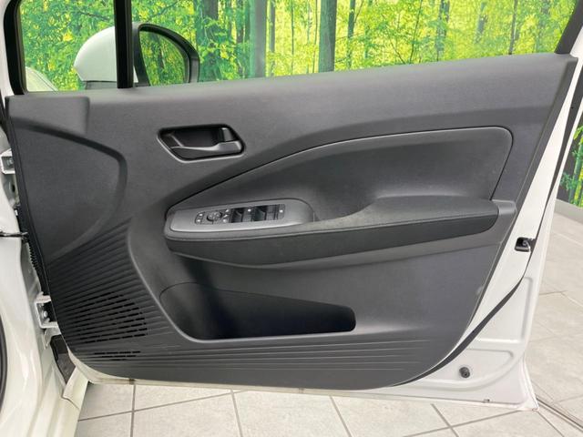 ノート Ｓ　衝突軽減装置　禁煙車　ＳＤナビ　バックカメラ　ＥＴＣ　Ｂｌｕｅｔｏｏｔｈ　スマートキー　レーンアシスト　コーナーセンサー　オートマチックハイビーム　オートライト　オートエアコン　ステアリングスイッチ（21枚目）