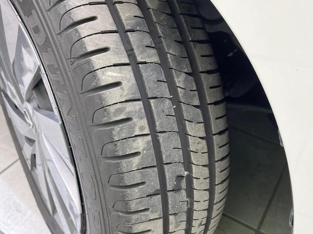 ノート Ｓ　衝突軽減装置　禁煙車　ＳＤナビ　バックカメラ　ＥＴＣ　Ｂｌｕｅｔｏｏｔｈ　スマートキー　レーンアシスト　コーナーセンサー　オートマチックハイビーム　オートライト　オートエアコン　ステアリングスイッチ（30枚目）