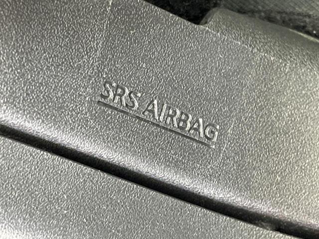 ノート Ｓ　衝突軽減装置　禁煙車　ＳＤナビ　バックカメラ　ＥＴＣ　Ｂｌｕｅｔｏｏｔｈ　スマートキー　レーンアシスト　コーナーセンサー　オートマチックハイビーム　オートライト　オートエアコン　ステアリングスイッチ（39枚目）