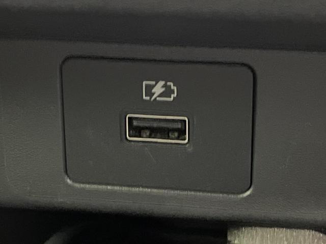 ノート Ｓ　衝突軽減装置　禁煙車　ＳＤナビ　バックカメラ　ＥＴＣ　Ｂｌｕｅｔｏｏｔｈ　スマートキー　レーンアシスト　コーナーセンサー　オートマチックハイビーム　オートライト　オートエアコン　ステアリングスイッチ（48枚目）