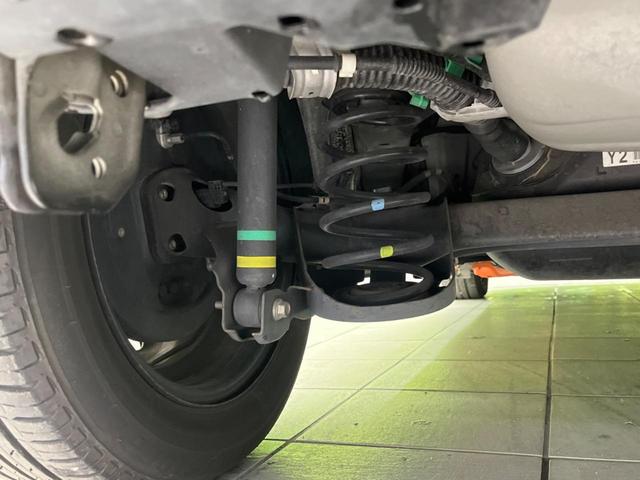 アクア Ｓ　衝突軽減装置　禁煙車　純正ナビ　バックカメラ　ＥＴＣ　Ｂｌｕｅｔｏｏｔｈ　フルセグ　スマートキー　シートヒーター　レーンアシスト　オートマチックハイビーム　オートライト　ステアリングスイッチ（31枚目）