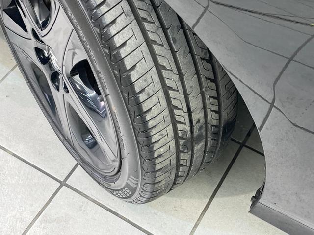 プリウス Ｓツーリングセレクション　衝突軽減装置　レーダークルーズ　純正ＳＤナビ　バックカメラ　禁煙車　ＥＴＣ　Ｂｌｕｅｔｏｏｔｈ再生　ドライブレコーダー　ＬＥＤヘッドライト　オートマチックハイビーム（21枚目）