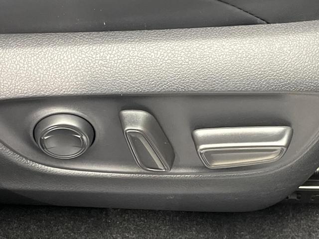 ハリアーハイブリッド Ｚ　ガラスルーフ　全周囲カメラ　ＪＢＬサウンド　衝突被害軽減システム　レーダークルーズ　禁煙車　電動リアゲート　ハーフレザーシート　パワーシート　ドラレコ　コーナーセンサー　スマートキー　ＬＥＤヘッド（40枚目）