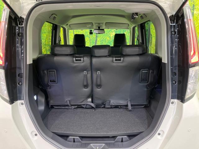 ルーミー カスタムＧ　両側電動スライドドア　全周囲カメラ　衝突警報装置　レーダークルーズコントロール　禁煙車　シートヒーター　ドライブレコーダー　コーナーセンサー　レーンキープ　スマートキー　ＬＥＤヘッドライト（10枚目）